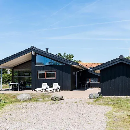 Holiday home Holiday Lxxxv *