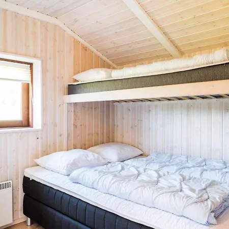 Holiday home Holiday Lxxxv *